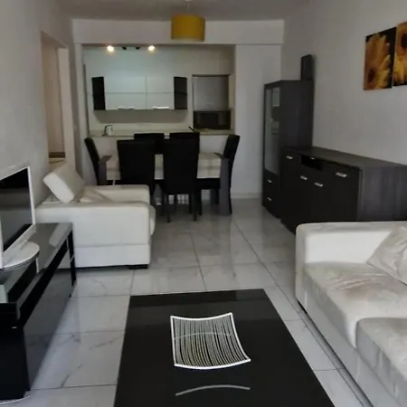 Apartment Lovey Flat For 7 People In St Julians