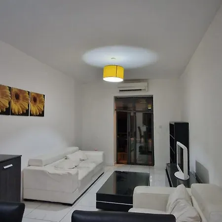 Lovey Flat For 7 People In St Julians Apartment *