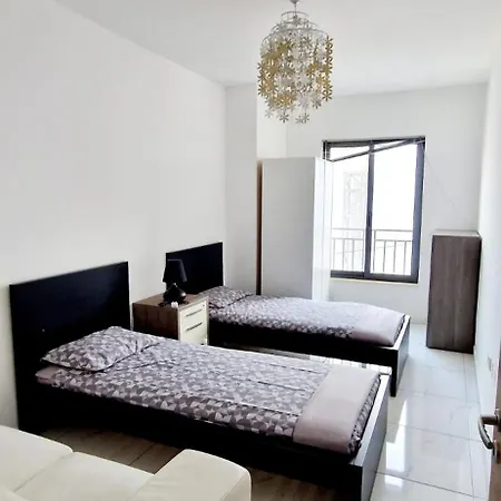 Lovey Flat For 7 People In St Julians *